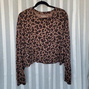 Abercrombie Long-Sleeve Cropped Leopard Boyfriend Tee Tshirt Large